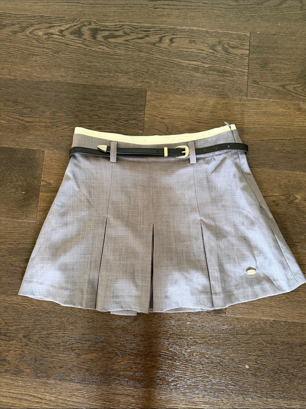 Pleated Mini Skirt in Light Gray with Black Belt